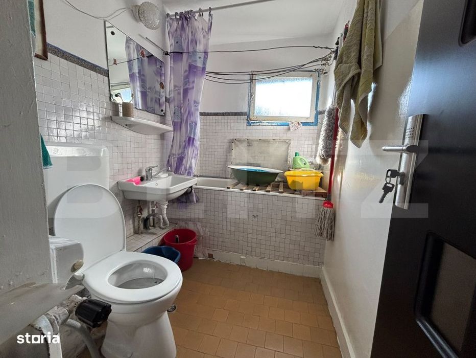Apartament 2 camere de vanzare, 50 mp, zona Rogerius