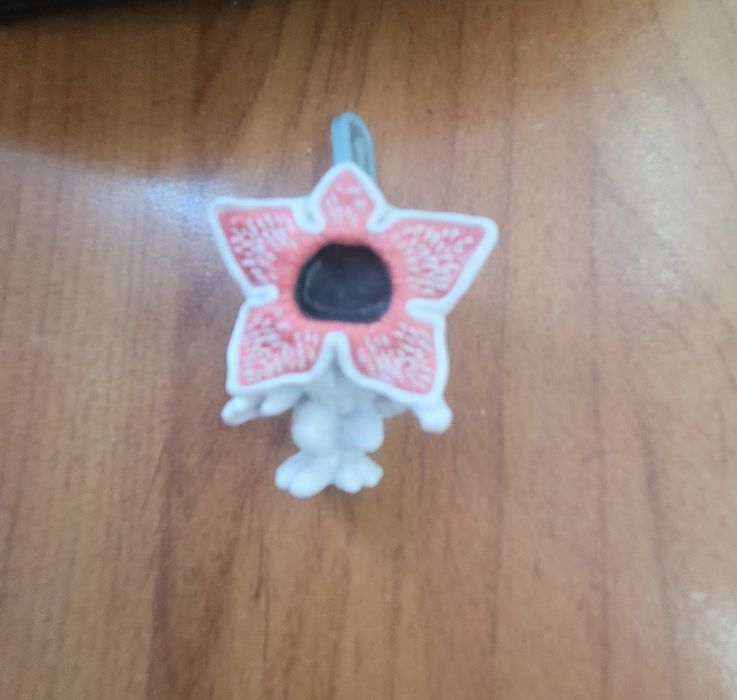 Продам демогоргана ( со скрепкой)