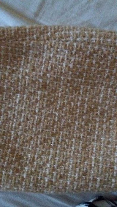 Vand sarafan din stofa bej deschis cu insertii aurii marimea S