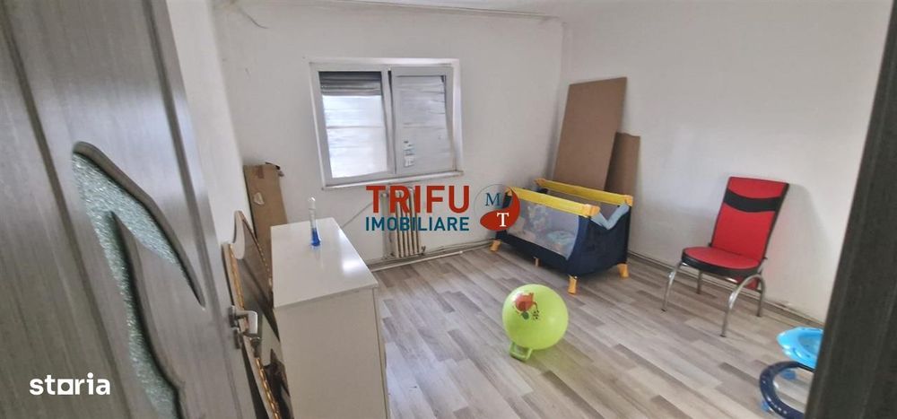 Apartament 2 camere etaj intermediar zona Sub Stadion