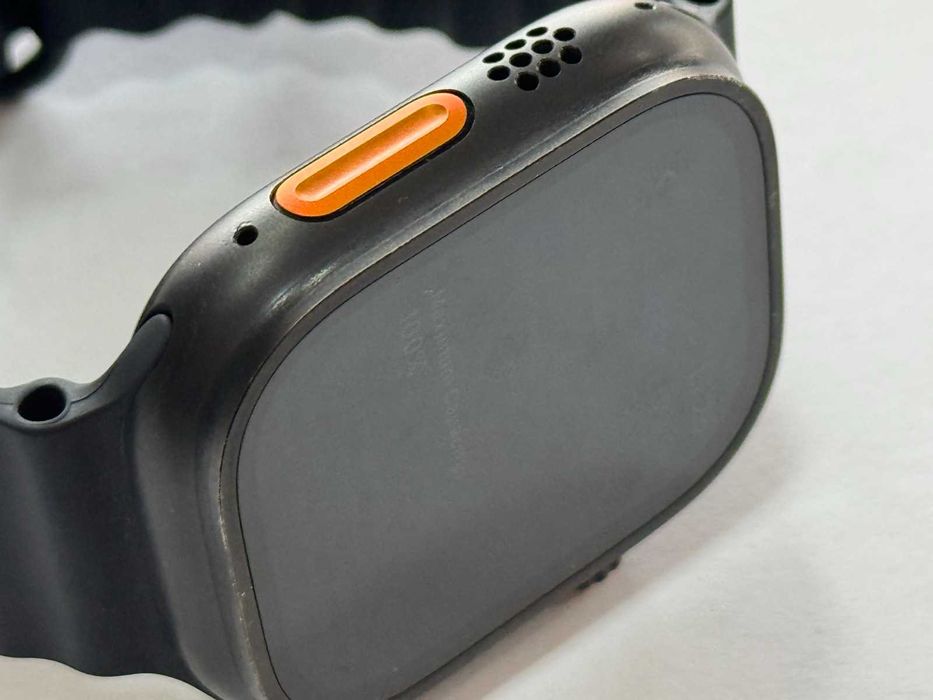 Apple Watch Ultra 2 49mm 100%Battery Health