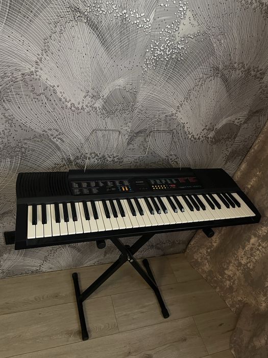 Синтезатор/пианино Casio