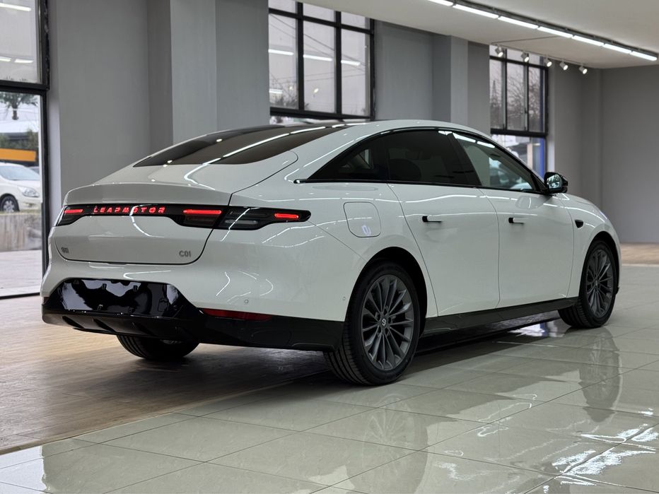 Leapmotor C01 525,625 Km Elektr 2026 Full Dop Opsiya 3 - Yil Kafolat