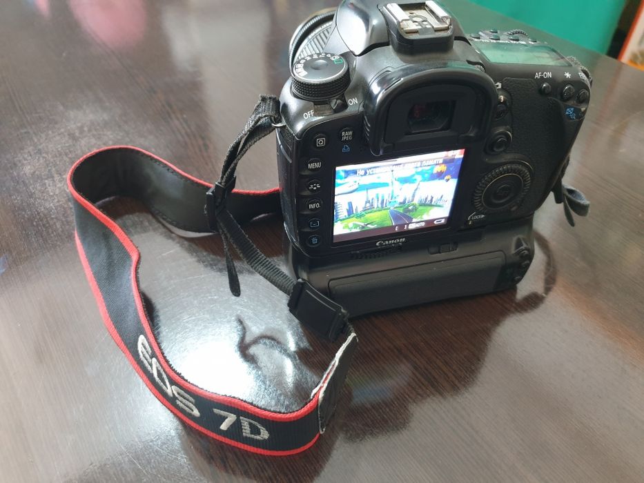 Canon 7D продаётся