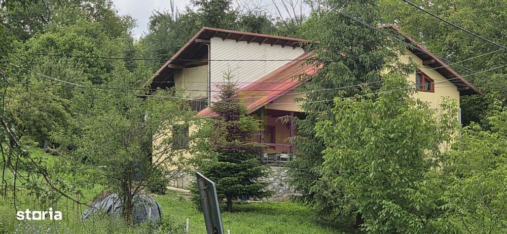 Cabana cu 5 camere de vanzare in Provita