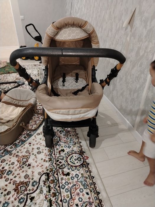 Детская коляска.