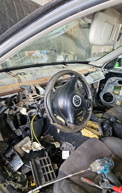 Carcasa filtru ulei 4038 115 389 B Volkswagen VW Golf a 4-a generatie