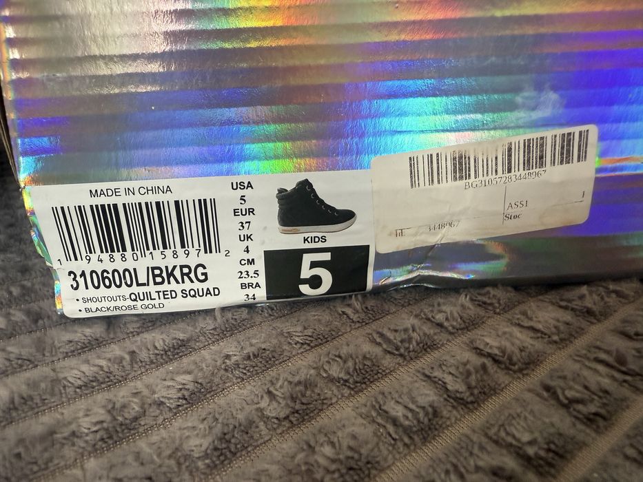 Маратонки Скечърс 37 номер