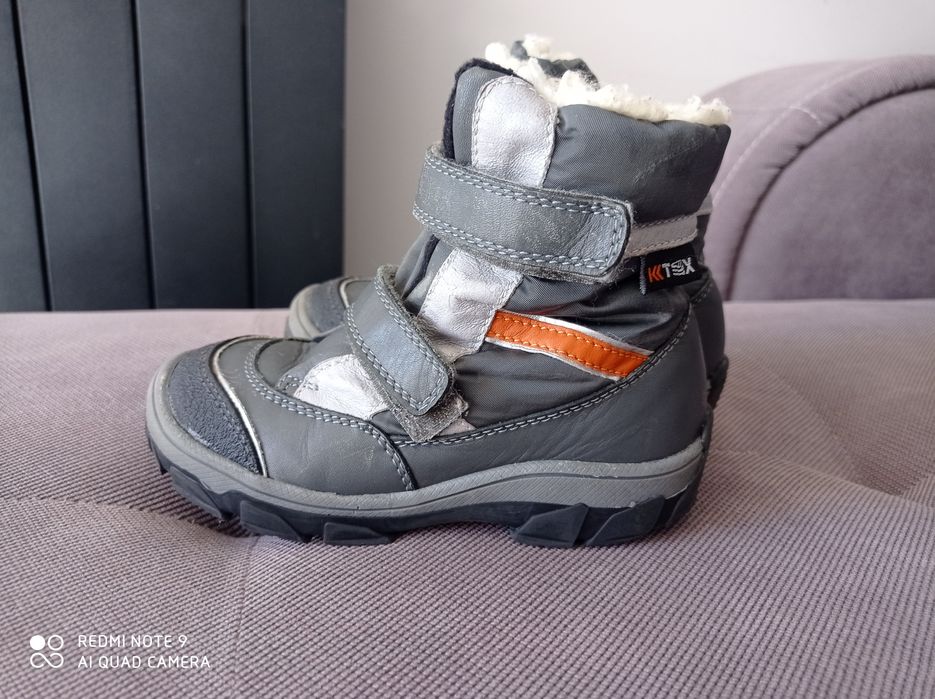 Обувки, Маратонки 20,24,25,26 номер, Mayoral, Clarks, Ботуши Колев и К