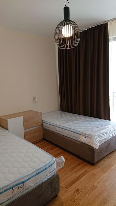 Дава се под наем Тристаен апартамент в София, Център - 101 кв.м за 889 € - Снимка #3