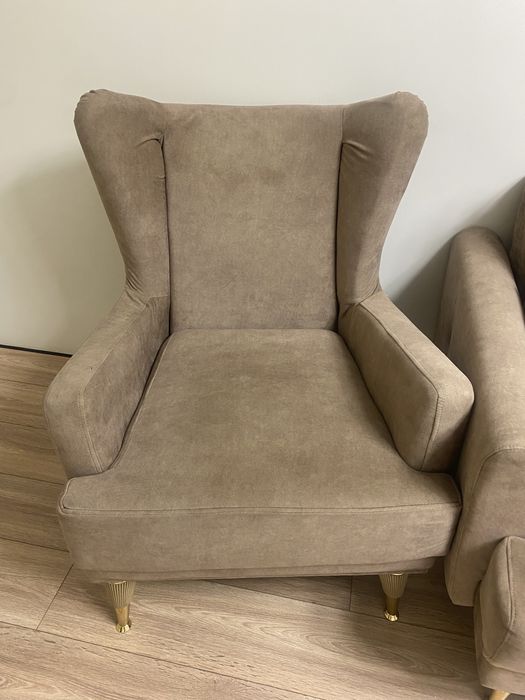 Диван с креслом в отличном состоянии