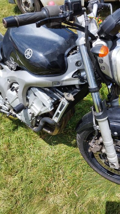 Yamaha fz6 600 2006 година