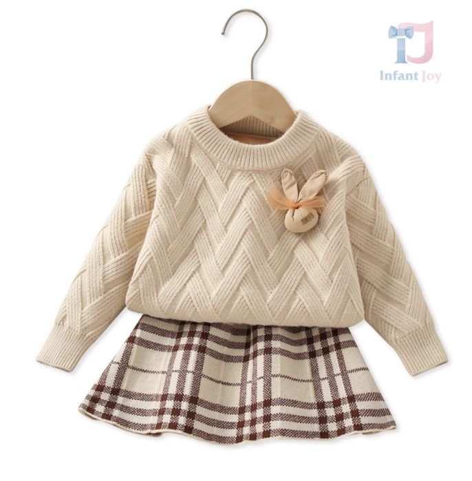 Premium Комплект от Плетиво с Карирана Пола и Брошка Bunny Burry Miss