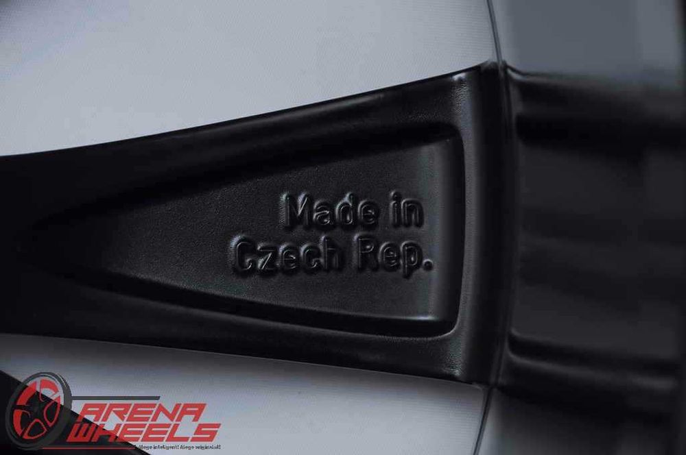 Jante Noi 18 inch Originale Skoda Superb 3V Negru Diamond Cut