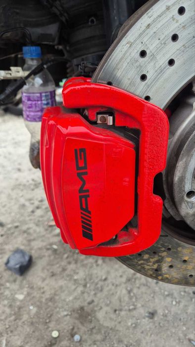 Спирачни апарати  за  Мерцедес  AMG  Е213