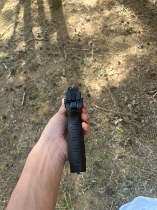 Еърсофт реплика CZ P-09