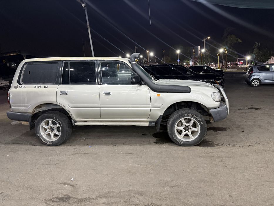 Toyota land cruser 80