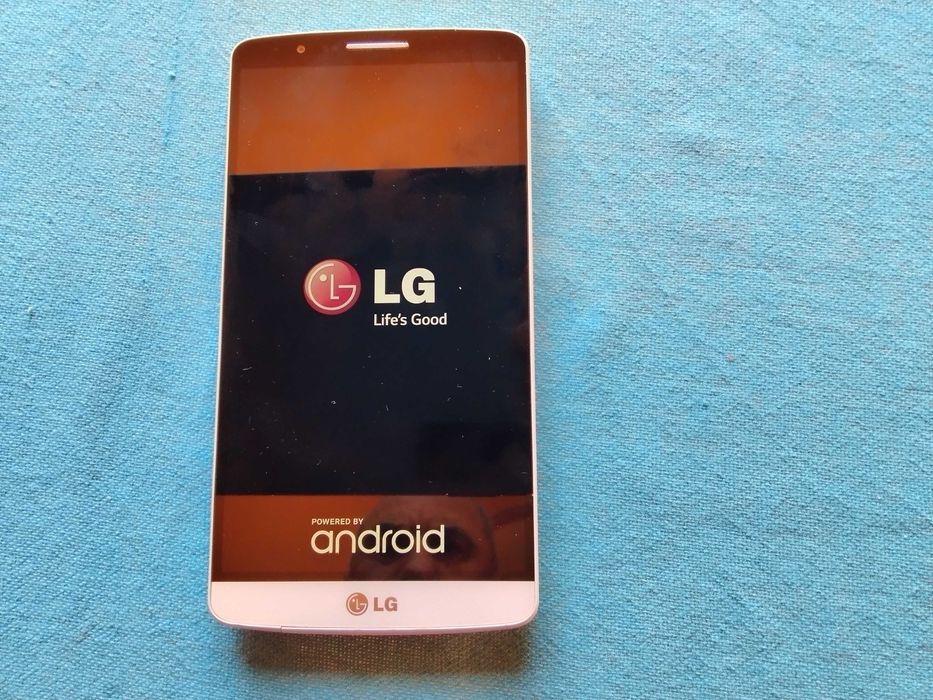 смартфон LG3 изгодно имперфектен