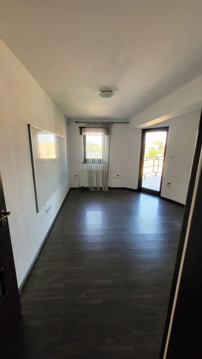 Proprietar închiriez casa Dumbravita 230mp utili