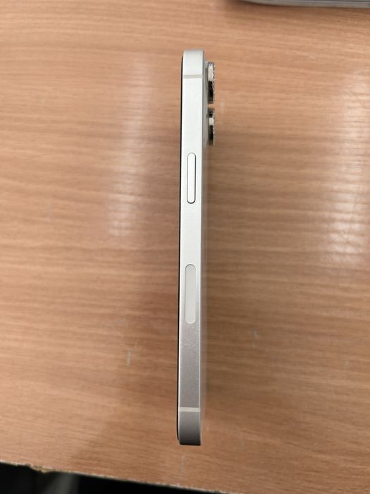 Iphone 13 128Гб 75АКБ обмен нет