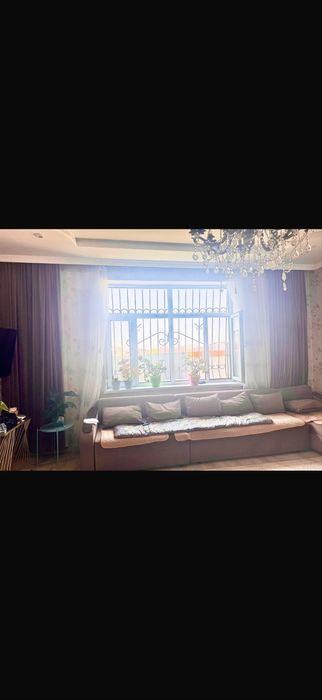 Срочно продам  Углавой диван