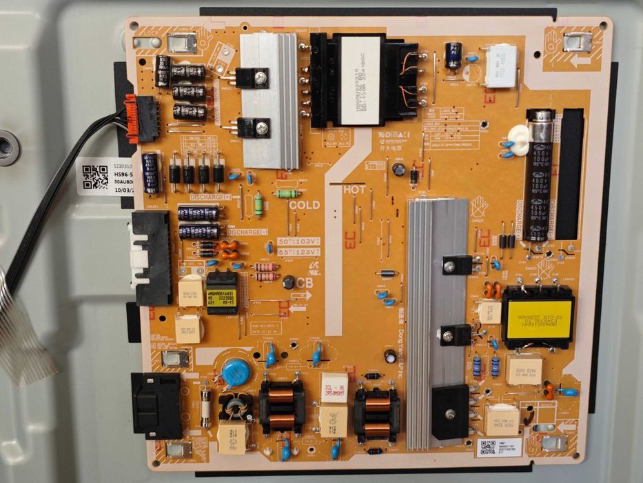 TV SAMSUNG UE50BU8572UXXH на части
