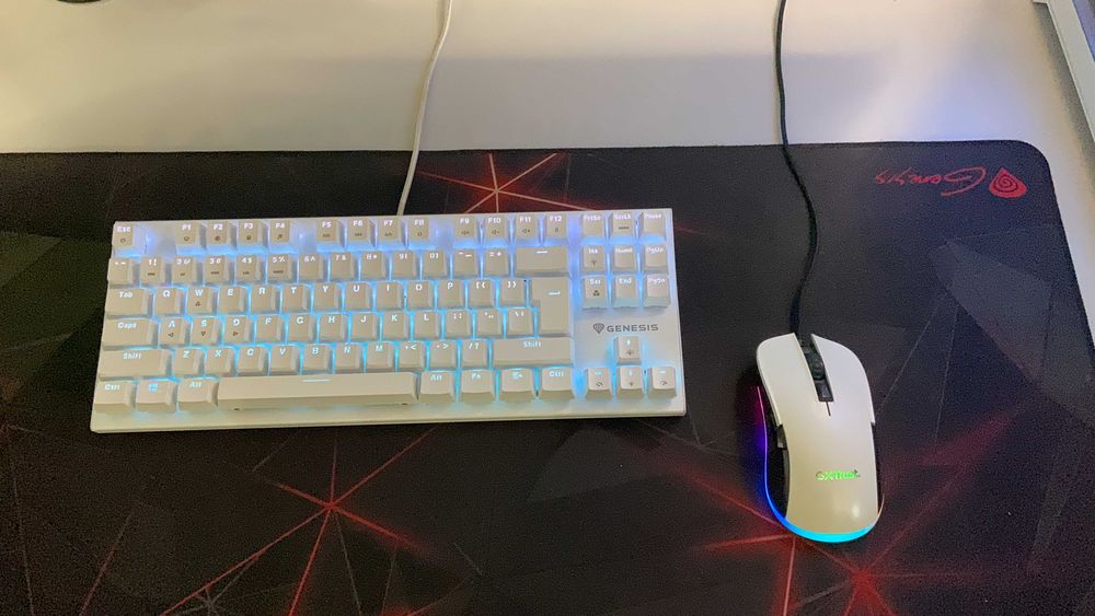 ПЪЛЕН ГЕЙМИНГ СЕТЪП – ГОТОВ ЗА ИГРА