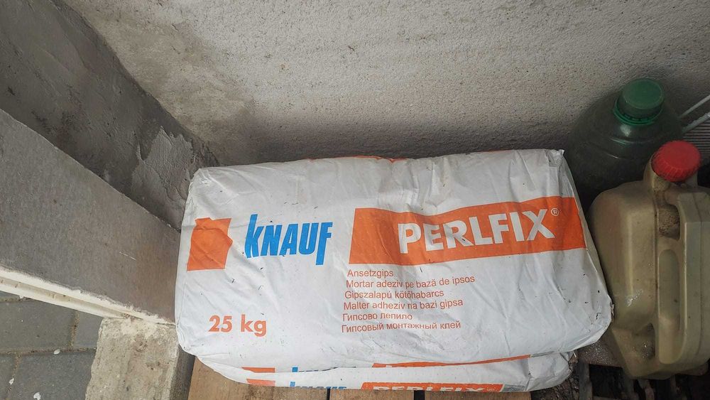 Adeziv Perlfix si glet Ceresit