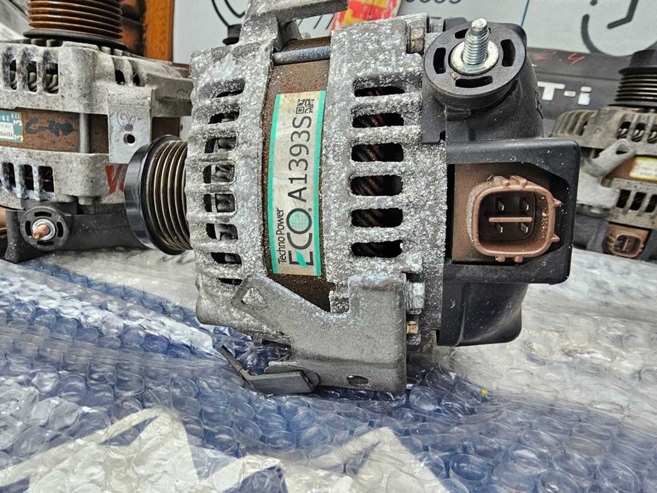 Генератор Toyota  2.4
