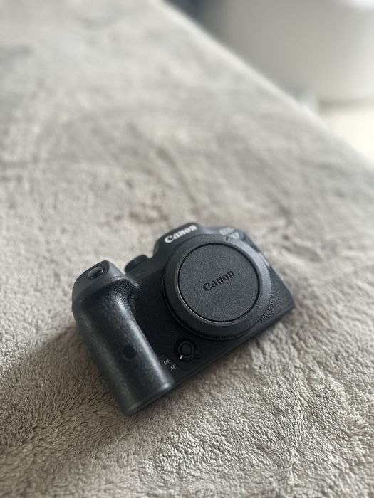 Canon eos R7 новый