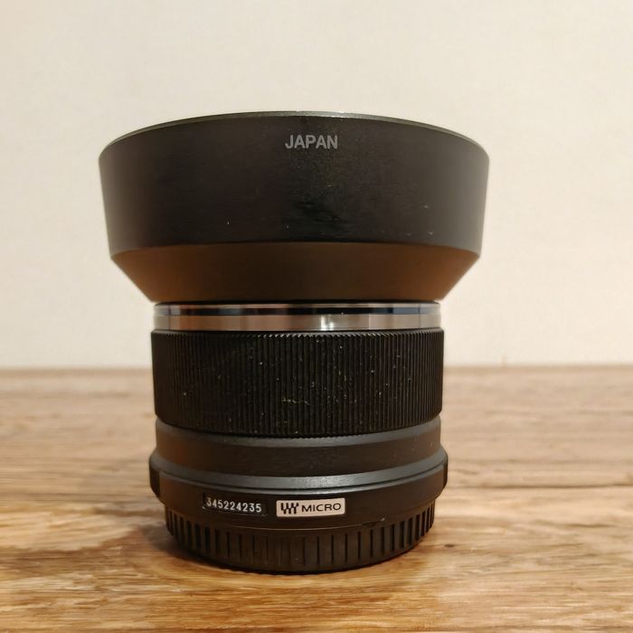 Olympus M.Zuiko Digital 25mm f/1.8 mft m43 OM System
