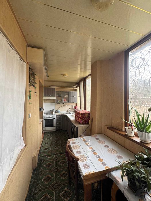 Продаётся 3-ком квартира с отличной локацией на ул. Алишера Навои.