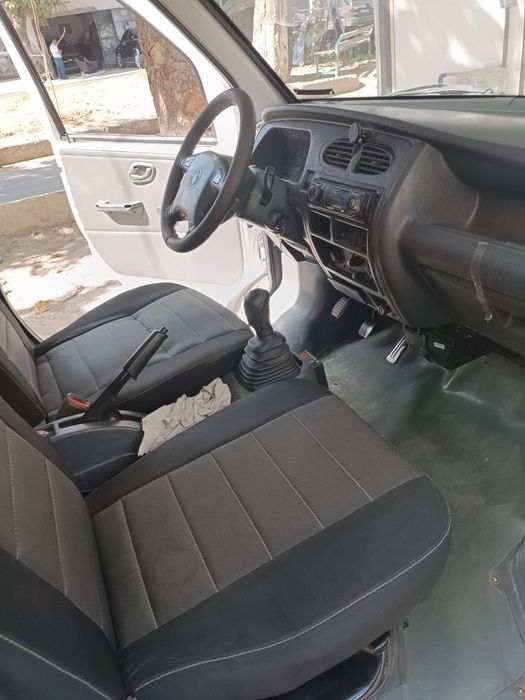 Dongfeng yaxshi moshina gaz benzin