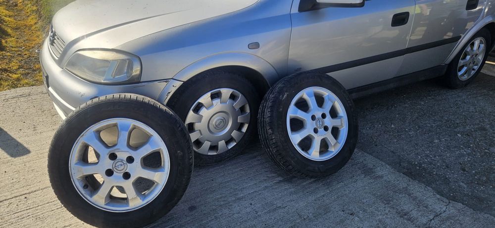 Vand Opel Astra G cu turbina defecta