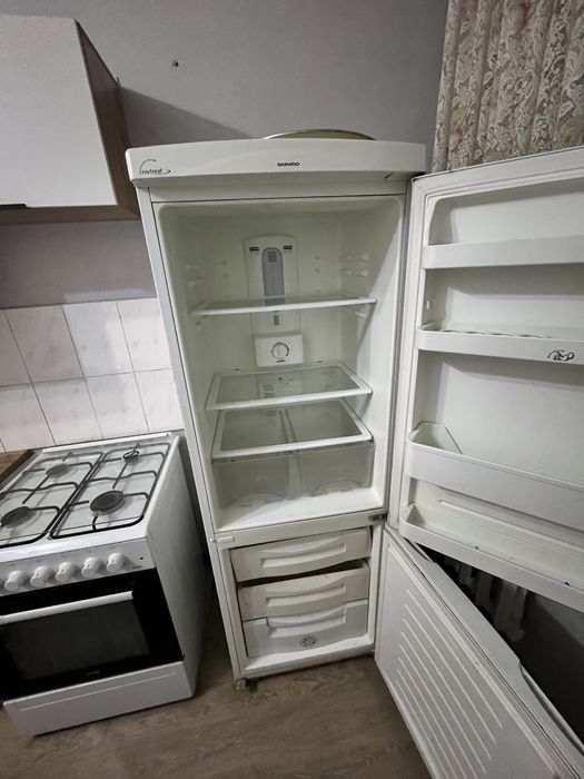 Продам б/у холодильник