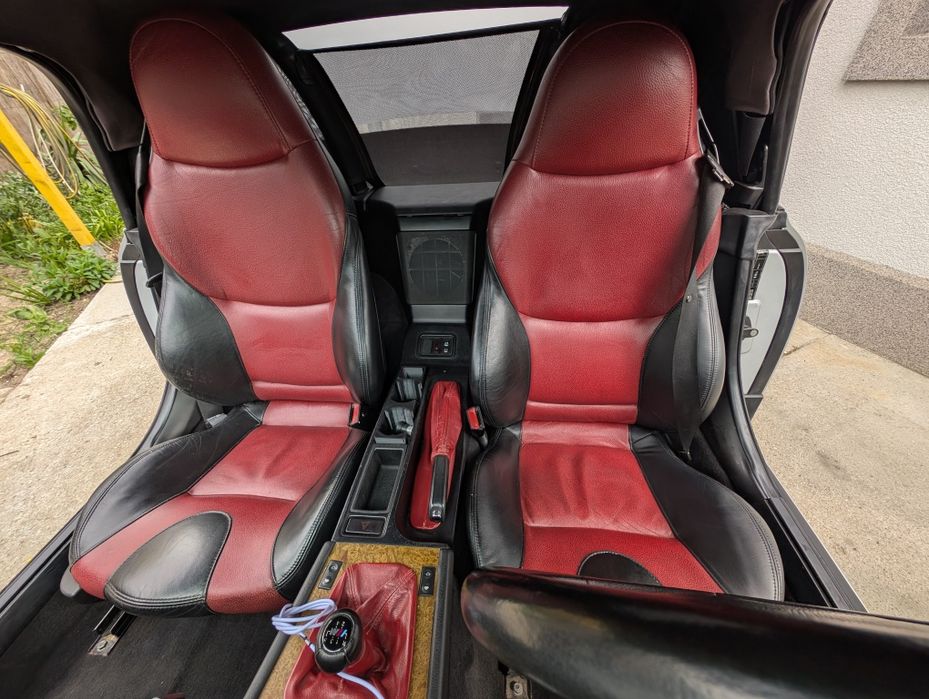 Vând BMW Z3 2.0 6 cilindrii, LSD, AC, decapotare electrica, an 1999
