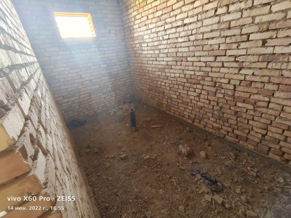 12 сотихли курилиши тугалланмаган турар жой