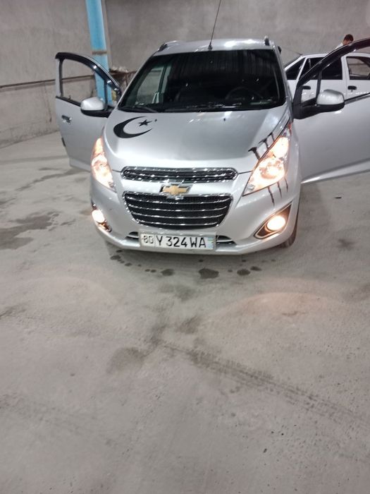 Spark sotiladi qarab haydalgan