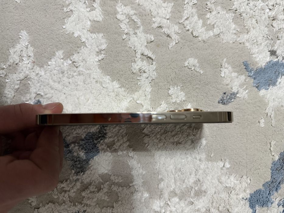 Продам айфон 14 про 256 гб