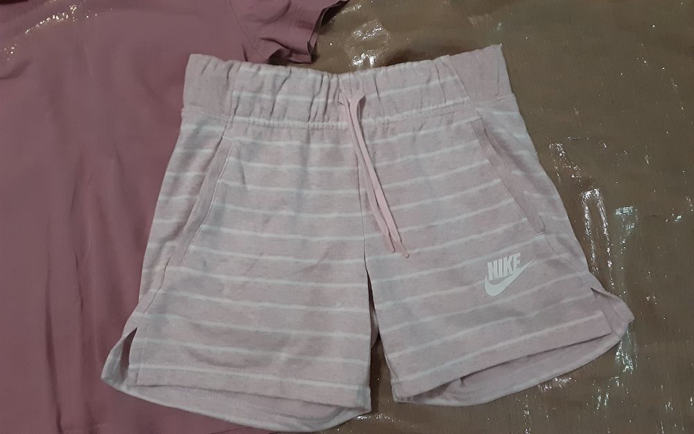 (М 137-147) NIKE детски оригинален сет 26€