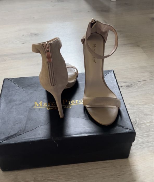 Продам женскую обувь