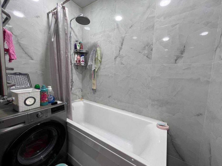 Срочно Продам Шикарную квартиру ЖК Ijod Saroy 2/8/9 50м2