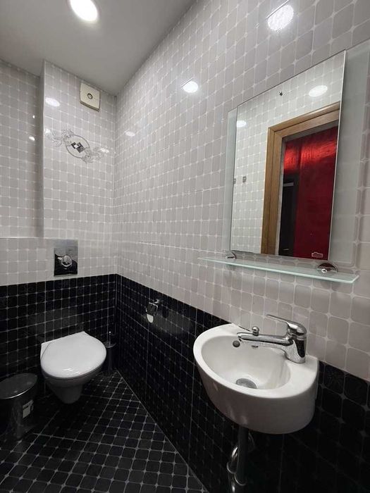 Дава се под наем Тристаен апартамент в София, Студентски град - 135 кв.м за 887.4 € - Снимка #5