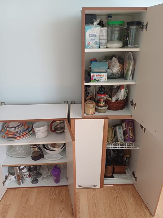 Кухонные подвесные шкафы