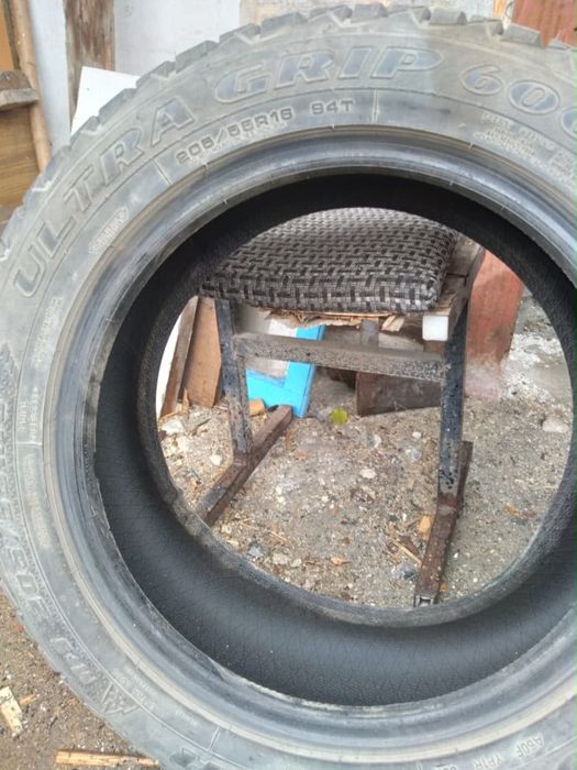 Продам зимние шины R16