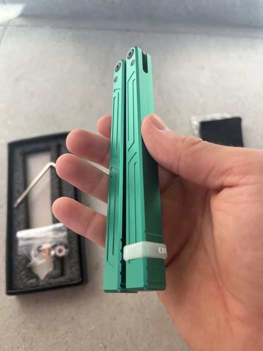 Balisong Butterfly trainer profesionist