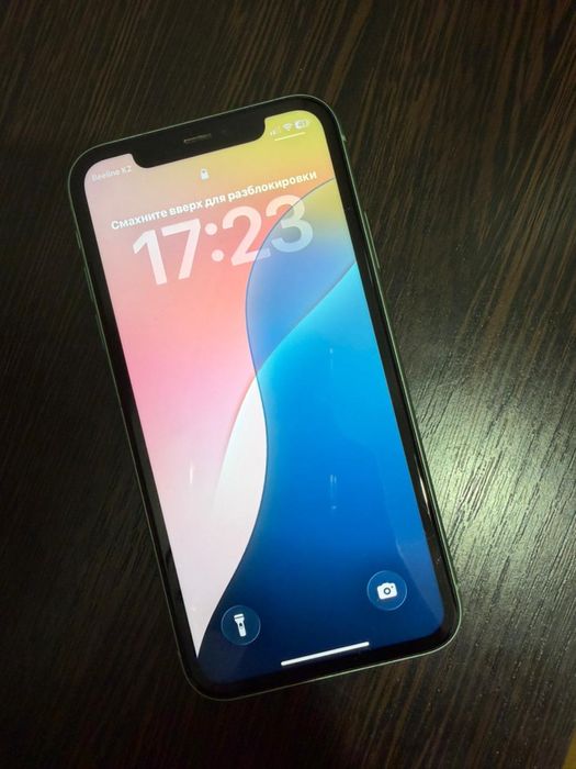 Айфон 11 в хорошем состояний