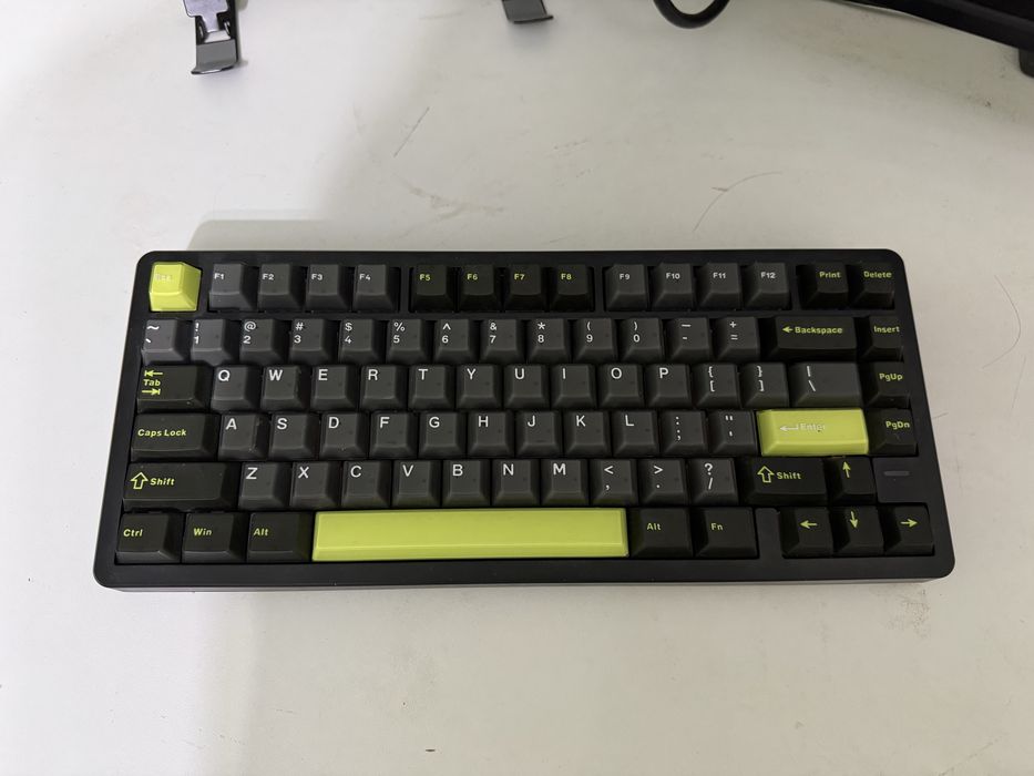 Игровая клавиатура VGN Neon 75 Pro Obsidian Black