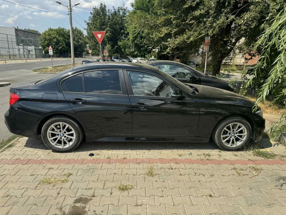 Vând BMW 320 F30