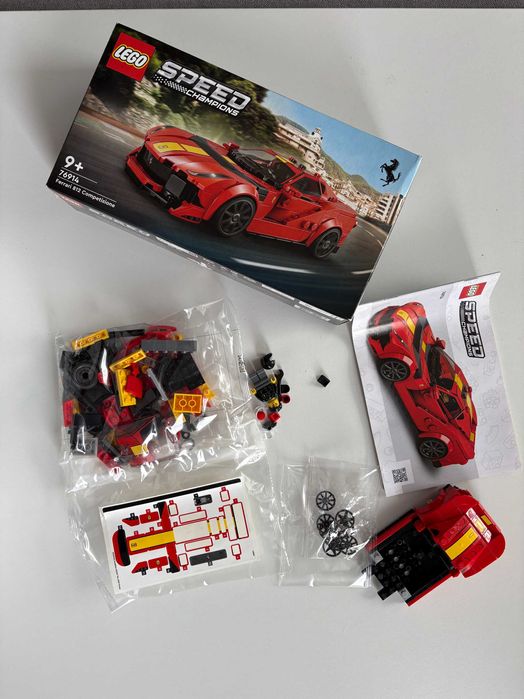 Lego 76914 наполовина сглобено